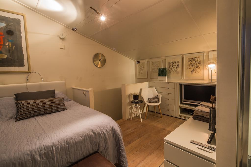 Sleep At Slim Amsterdam Bed & Breakfast エクステリア 写真